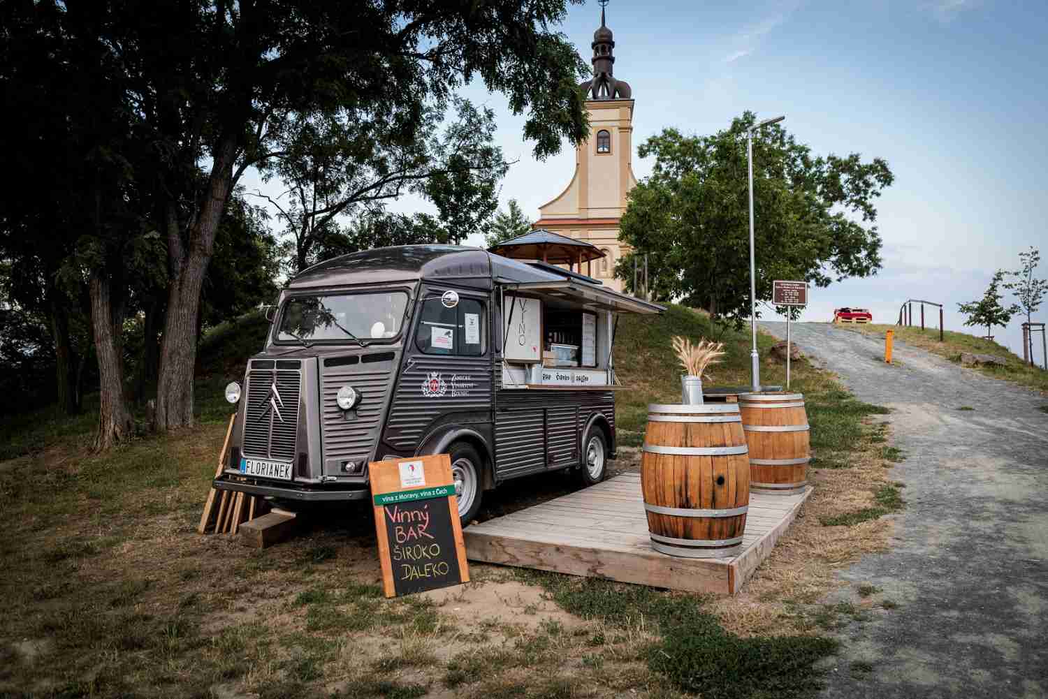 vinarstvi-foodtruck